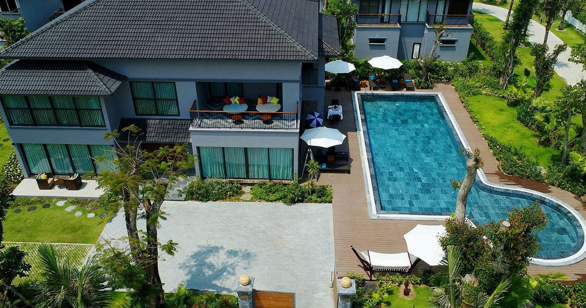 Toit terrasse maison avec piscine